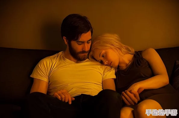 男人呻吟双腿大开女攻，激情四溢的夜晚让人欲罢不能，感受那无法抵挡的热烈氛围与情感交织