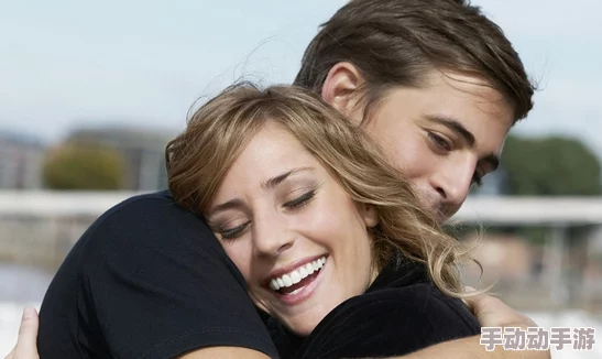 男人使劲躁女人下面的视频：揭示两性关系中的激情与挑战，探讨情感深度与身体互动的微妙平衡