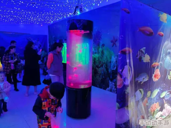 bl肉哭弄坏俩攻一受＂引发热议，网友纷纷讨论情节设定与角色发展，期待后续剧情走向和人物关系变化