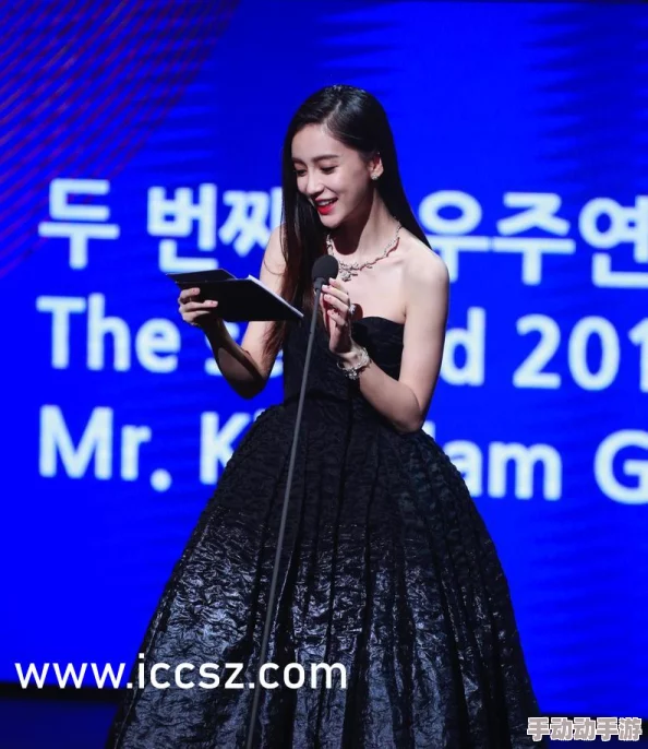 草莓视频性福宝：最新动态揭示平台功能升级，用户体验大幅提升，内容丰富多样化引发热议