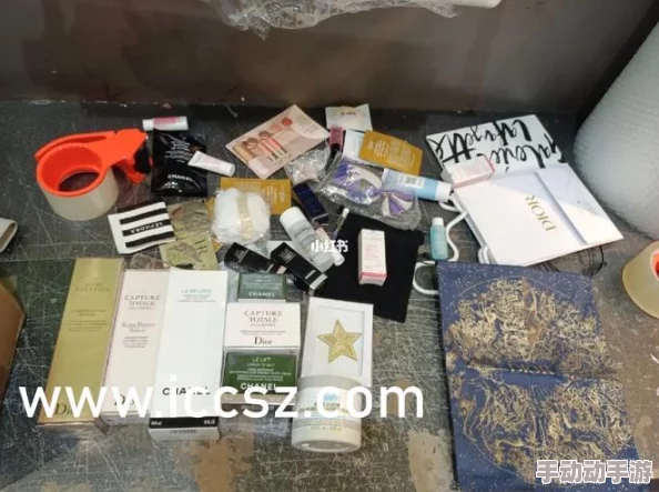 极品粉嫩小泬白浆20P，画面精致细腻，让人感受到一种独特的美感与享受