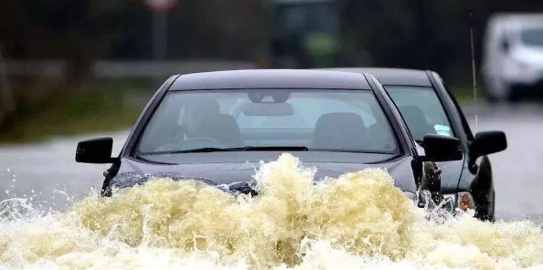 女跳蛋插水裙车嗯啊哈哈，这个标题真是让人忍俊不禁，充满了幽默感！