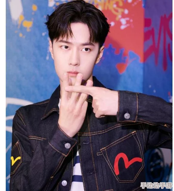 chinese情侣自拍啪hd 近日在社交媒体上引发热议