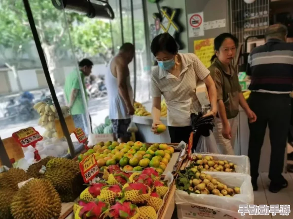 国产又大又硬又粗又湿的水果市场热销引发关注消费者纷纷抢购新鲜上市的优质产品成为夏季消暑首选