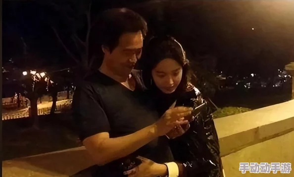 午夜少妇影院最新明星夫妻深夜约会被偶遇