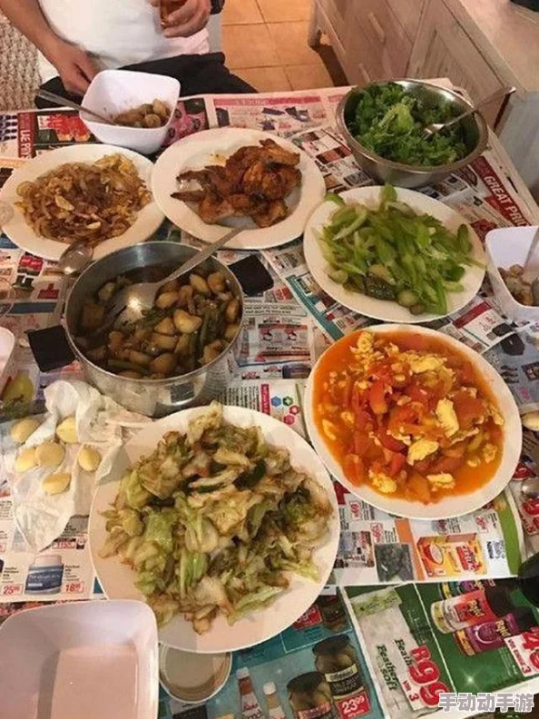 秋霞2019据说当年拍摄期间剧组伙食特别好盒饭里有鲍鱼