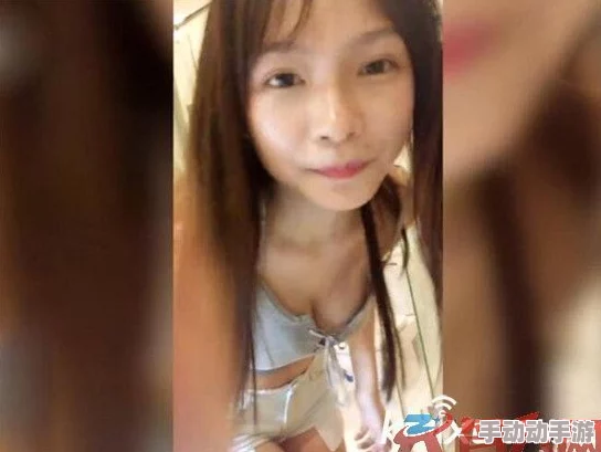 大胸美女吻戏视频流出网络疯传尺度惊人