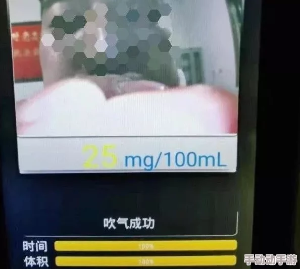 男人边吃奶边做性视频曝光涉嫌违法传播淫秽色情内容已被举报