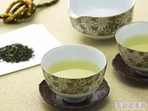 绿茶美人实则心机深沉玩弄感情惯犯